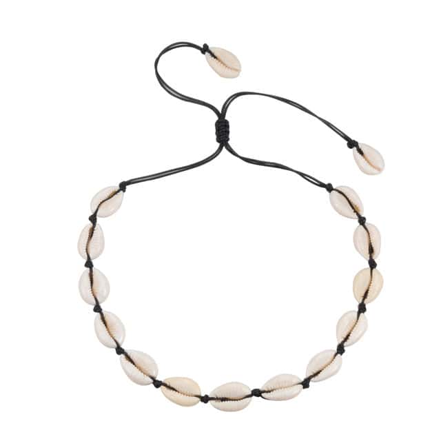 Colar De Concha Cauri Branco Com Cordão Preto