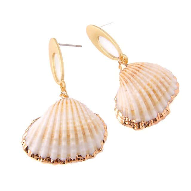 Brinco Concha Bucardes (Dourado)